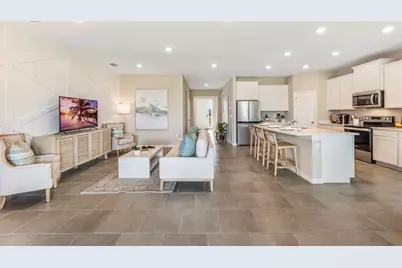 3507 Harvest Gardens Loop, Plant City, FL 33565 - Photo 2