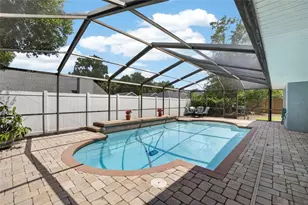 15112 Roundup Dr, Tampa, FL 33624 - Photo 32