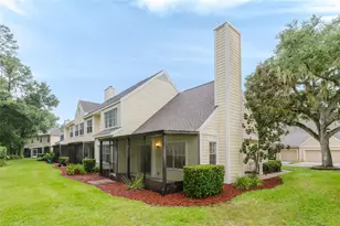 3614 Pine Knot Dr, Valrico, FL 33596 - Photo 2
