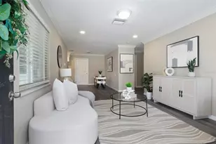 4911 Chancellor St NE, Saint Petersburg, FL 33703 - Photo 4
