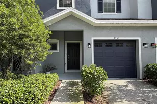 4530 Amberly Oaks Ct, Tampa, FL 33614 - Photo 4