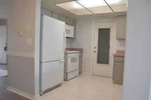 9632 42nd St N, Pinellas Park, FL 33782 - Photo 6