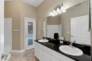 6023 Kestrel Point Ave, Lithia, FL 33547 - Photo 24