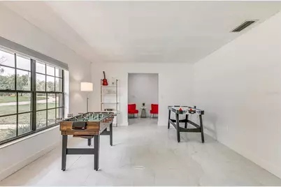 920 Lakeview Drive, Wimauma, FL 33598 - Photo 14