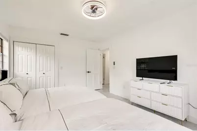 920 Lakeview Drive, Wimauma, FL 33598 - Photo 6
