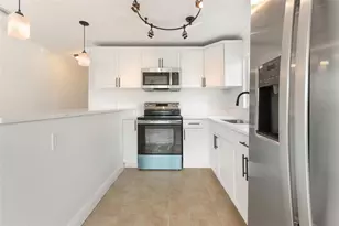 14036 Marguerite Dr, Madeira Beach, FL 33708 - Photo 16