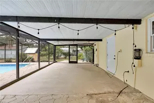 4314 Lark Dr, Dover, FL 33527 - Photo 32