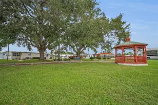 10539 Tahitian Ln, Largo, FL 33773 - Photo 54