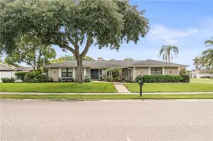 475 Holly Hill Rd, Oldsmar, FL 34677 - Photo 1