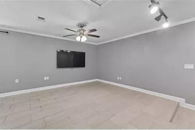 6290 Piedmont Drive, Spring Hill, FL 34606 - Photo 10