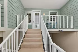 3266 Mangrove Point Dr, Ruskin, FL 33570 - Photo 12