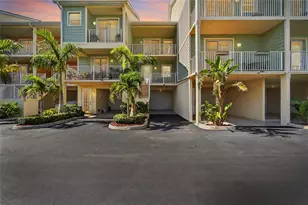 3266 Mangrove Point Dr, Ruskin, FL 33570 - Photo 1