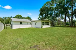 601 Shore Dr E, Oldsmar, FL 34677 - Photo 28