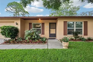 3718 Sand Pebble Dr, Valrico, FL 33596 - Photo 2