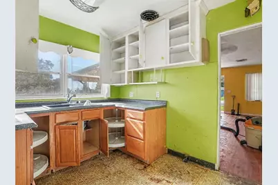 2207 Avenue B NW, Winter Haven, FL 33880 - Photo 6