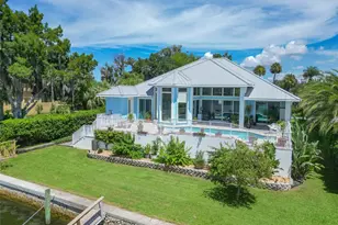 838 SW Kings Bay Dr, Crystal River, FL 34429 - Photo 56