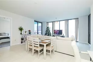 301 1st St S, Saint Petersburg, FL 33701 - Photo 10