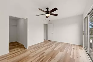 7906 Tangerine Dr, Tampa, FL 33637 - Photo 10