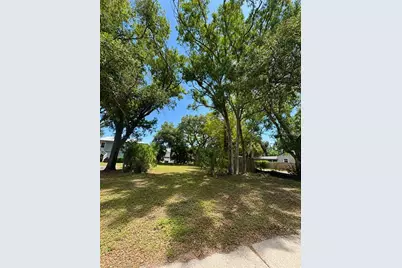 2751 3rd Avenue S, Saint Petersburg, FL 33712 - Photo 4