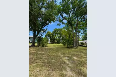 2751 3rd Avenue S, Saint Petersburg, FL 33712 - Photo 1