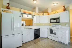 7212 Pebble Pass Loop, Lakeland, FL 33810 - Photo 10