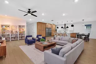 5818 1/2 S 6th St, Tampa, FL 33611 - Photo 6