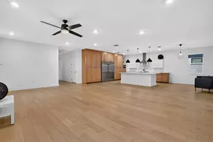 5818 1/2 S 6th St, Tampa, FL 33611 - Photo 6