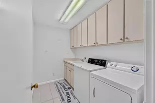 14015 Shady Shores Dr, Tampa, FL 33613 - Photo 32