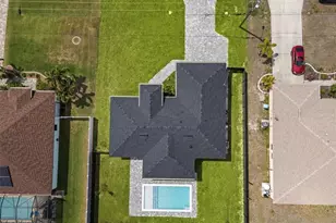 409 NW 25th Pl, Cape Coral, FL 33993 - Photo 4