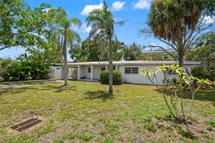 4635 W Bay Villa Ave, Tampa, FL 33611 - Photo 4