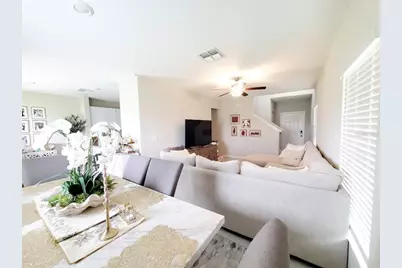 7026 Samuel Ivy Drive, Tampa, FL 33619 - Photo 8