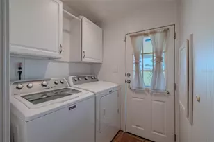 37716 Newport Dr, Zephyrhills, FL 33542 - Photo 28