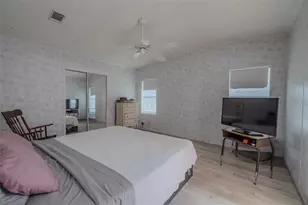 37716 Newport Dr, Zephyrhills, FL 33542 - Photo 22