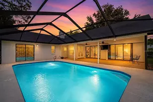 785 Centerwood Dr, Tarpon Springs, FL 34688 - Photo 2