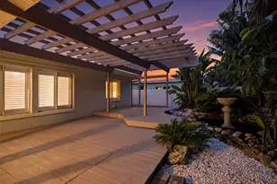 15814 3rd St E, Redington Beach, FL 33708 - Photo 18