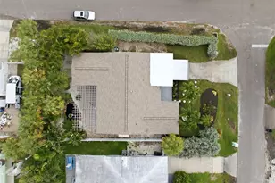 15814 3rd St E, Redington Beach, FL 33708 - Photo 20