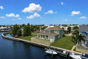 5709 Sea Trout Pl, Apollo Beach, FL 33572 - Photo 2