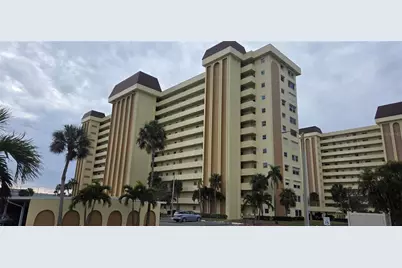 4550 Cove Circle #1205, Saint Petersburg, FL 33708 - Photo 2