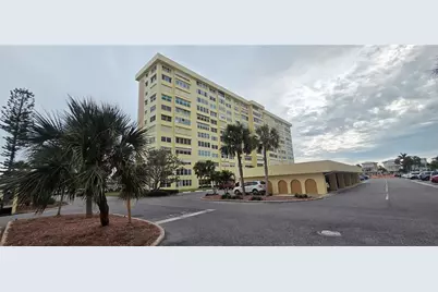 4550 Cove Circle #1205, Saint Petersburg, FL 33708 - Photo 12