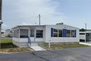 7490 46th Ave N, Saint Petersburg, FL 33709 - Photo 1