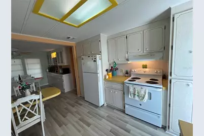 7490 46th Avenue N #314, Saint Petersburg, FL 33709 - Photo 6