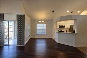 1506 Scotch Pine Dr, Brandon, FL 33511 - Photo 10