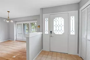 15908 Hampton Village Dr, Tampa, FL 33618 - Photo 6