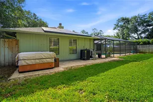 15908 Hampton Village Dr, Tampa, FL 33618 - Photo 38