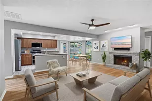 15908 Hampton Village Dr, Tampa, FL 33618 - Photo 18