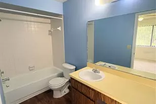 7907 Tangerine Dr, Tampa, FL 33637 - Photo 10