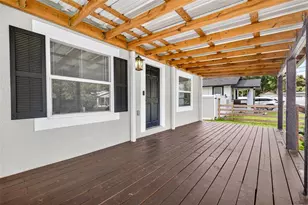 14352 Lawrence St, Dade City, FL 33523 - Photo 2