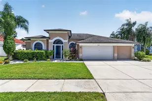 13023 Carlington Ln, Riverview, FL 33579 - Photo 4