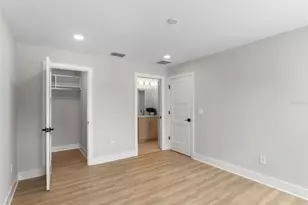 5210 Bayshore Blvd, Tampa, FL 33611 - Photo 36