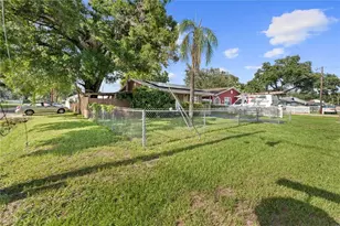 2615 W Comanche Ave, Tampa, FL 33614 - Photo 14